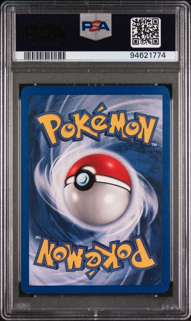 Pokemon 2000 1st Edition Gym Heroes Blaine's Moltres Holo 1/132 PSA 8 (*SWIRL*)
